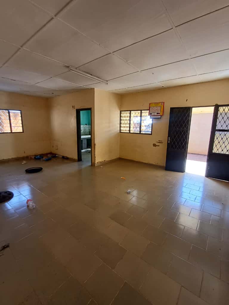 3 chambre salon 3 douche avec garage tegueré